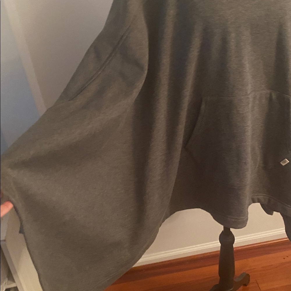 UGG Australian pichot turtleneck poncho XS/Small - Picture 4 of 12